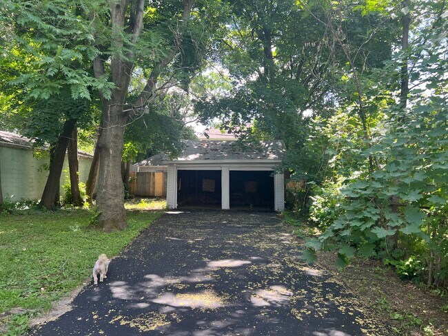 Building Photo - 21 Lehigh Ave