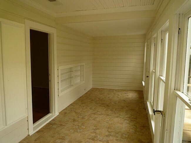Building Photo - 4107 Riley St