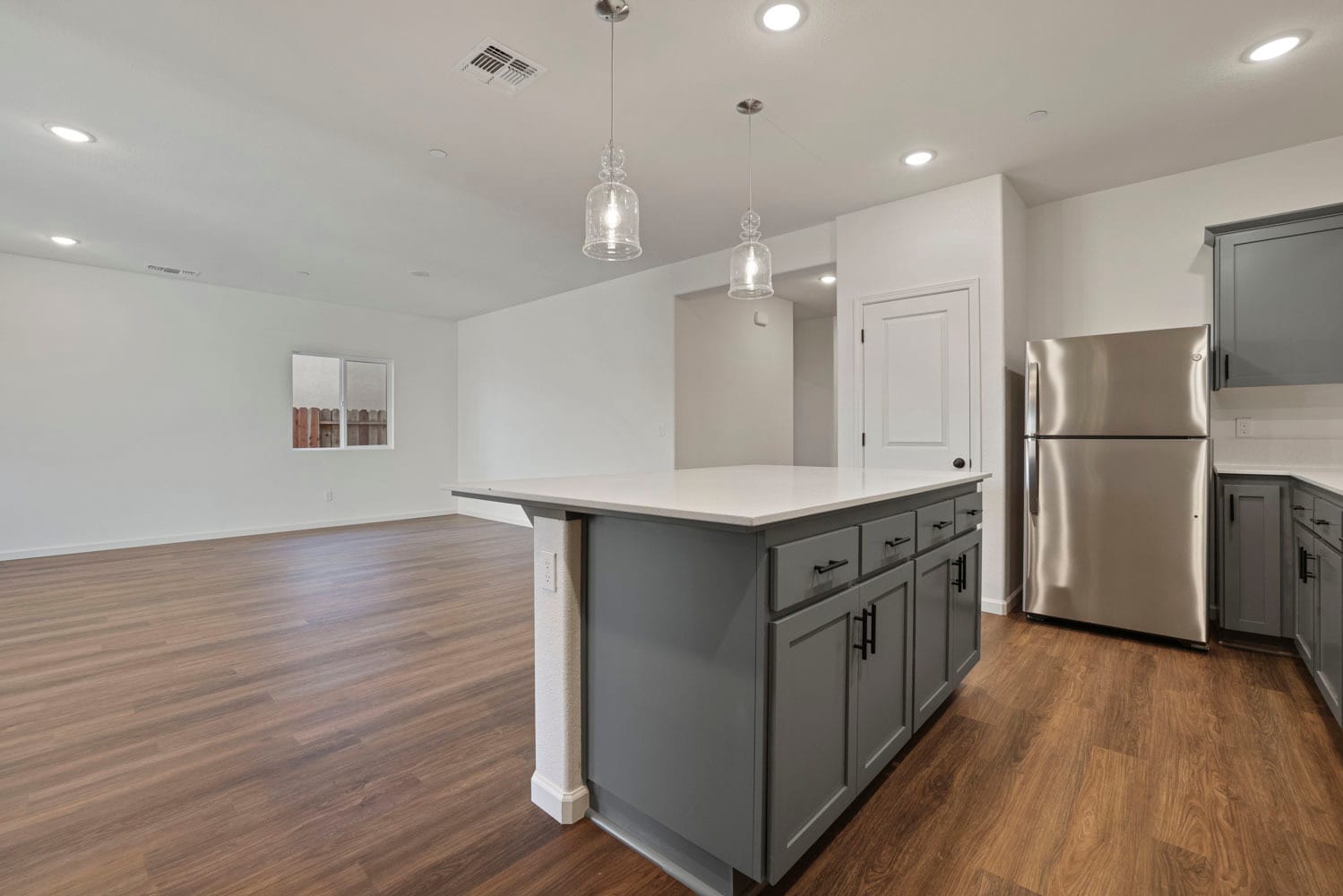 Kitchen - 522 Bedfordshire Dr