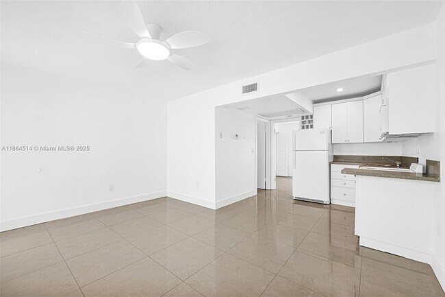 Building Photo - 1409 Euclid Ave