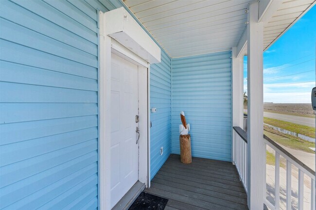 Building Photo - 23919 Termini-San Luis Pass Rd