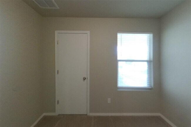 Building Photo - 3525 Catlett Crk Rd