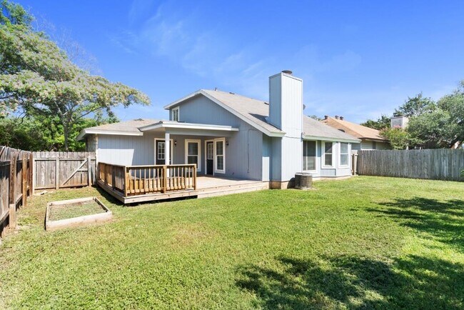 Building Photo - 302 Splitrock