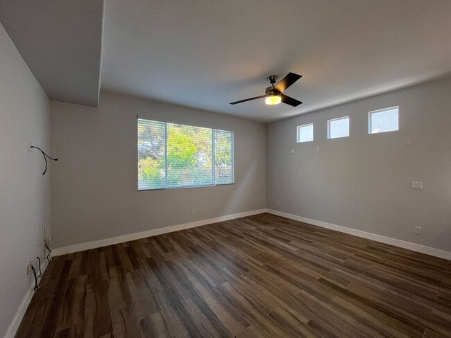 Building Photo - Spacious 4-Bedroom Home in Mira Mesa – Tam...