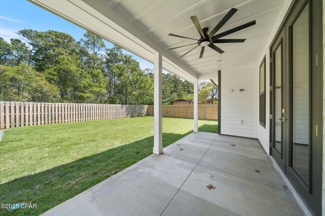 Building Photo - 145 Manistee Dr