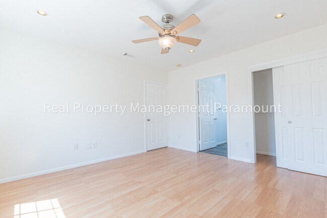 Building Photo - 3248 W 111th St