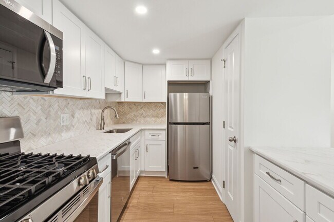 Building Photo - 517 Old Forge Crossing