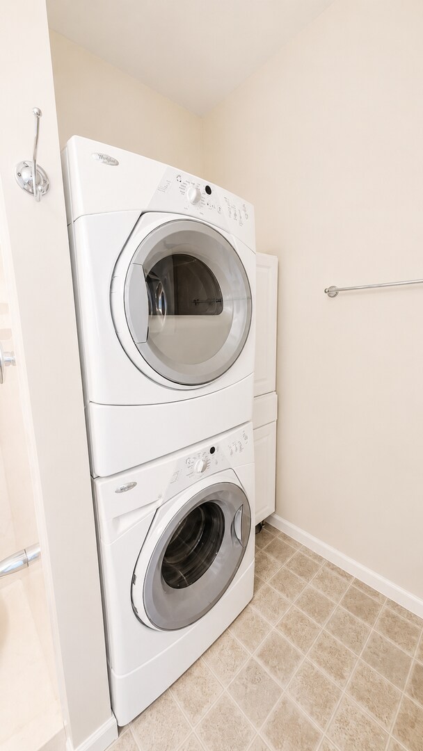 Building Photo - 106 Woodcreek Cir