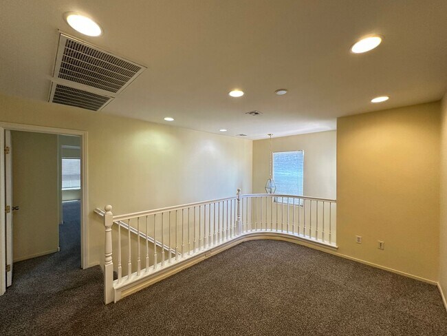 Building Photo - WINERIDGE