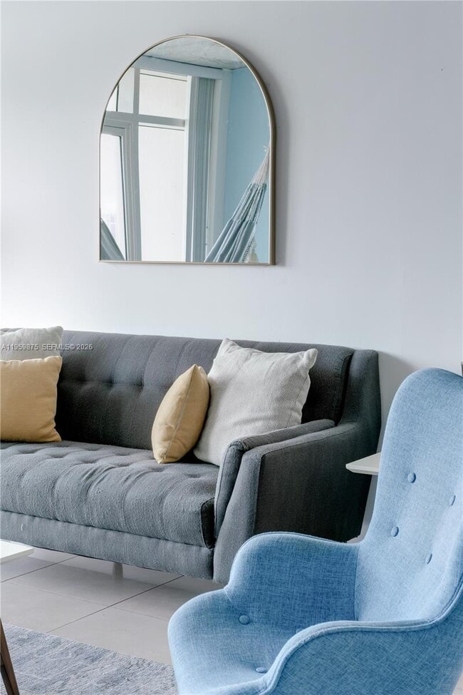 Building Photo - 3250 NE 1st Ave