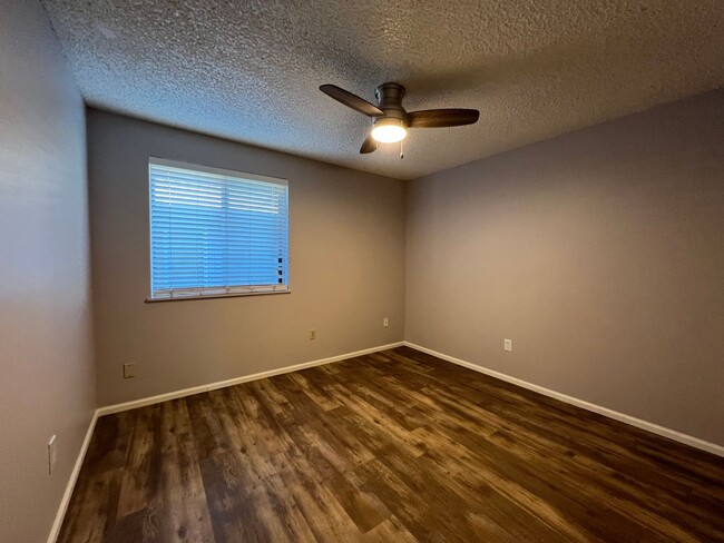 Building Photo - Cozy  3 Bed, 1.5 Bath Home for Rent!