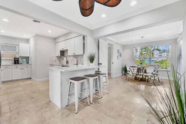 Building Photo - 2277 SE 15th St