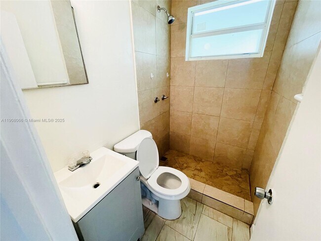 Building Photo - 26603 SW 138th Ave