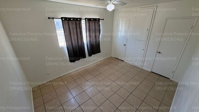 Building Photo - 3 bedroom 1 bathroom house located near E. California Ave/ Mt Vernon Ave