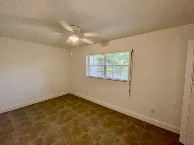Building Photo - 3048 Unkaterri Ln