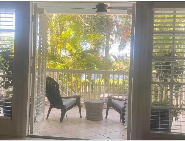 Building Photo - 56 Golf Club Dr