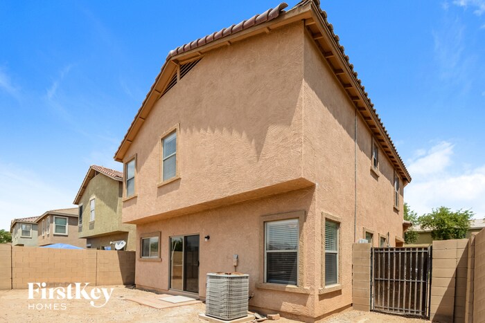 Building Photo - 8223 W Carol Ave