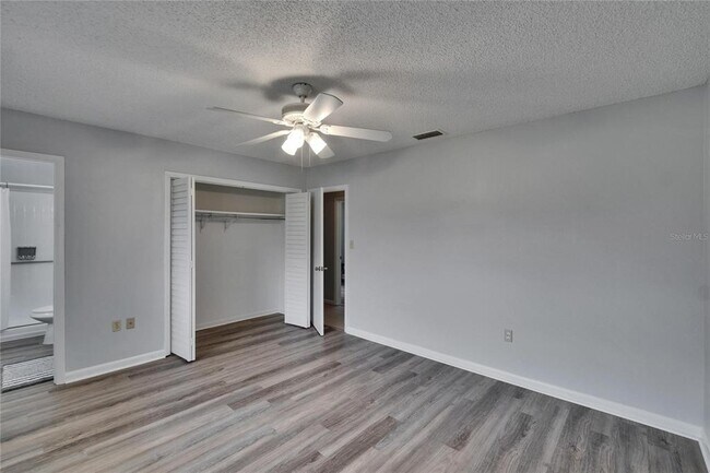 Building Photo - 16112 N 15th St
