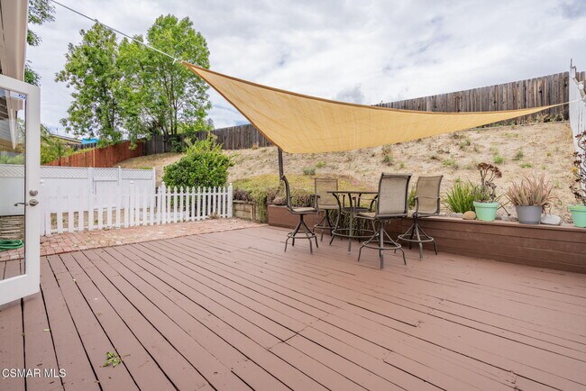 Building Photo - 6894 N Auburn Cir