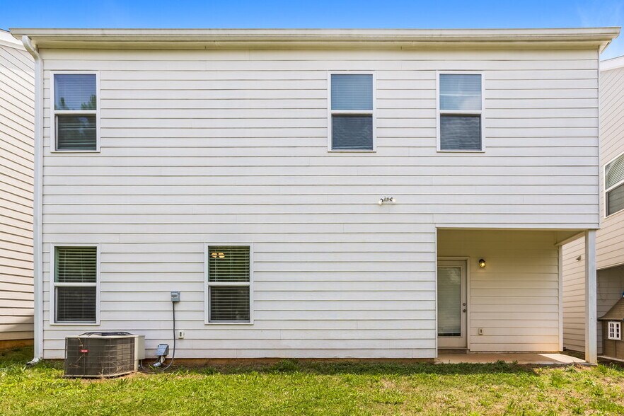 Building Photo - 23 Celtic Ct