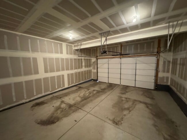 Building Photo - Beautiful Newer Home in Timnath