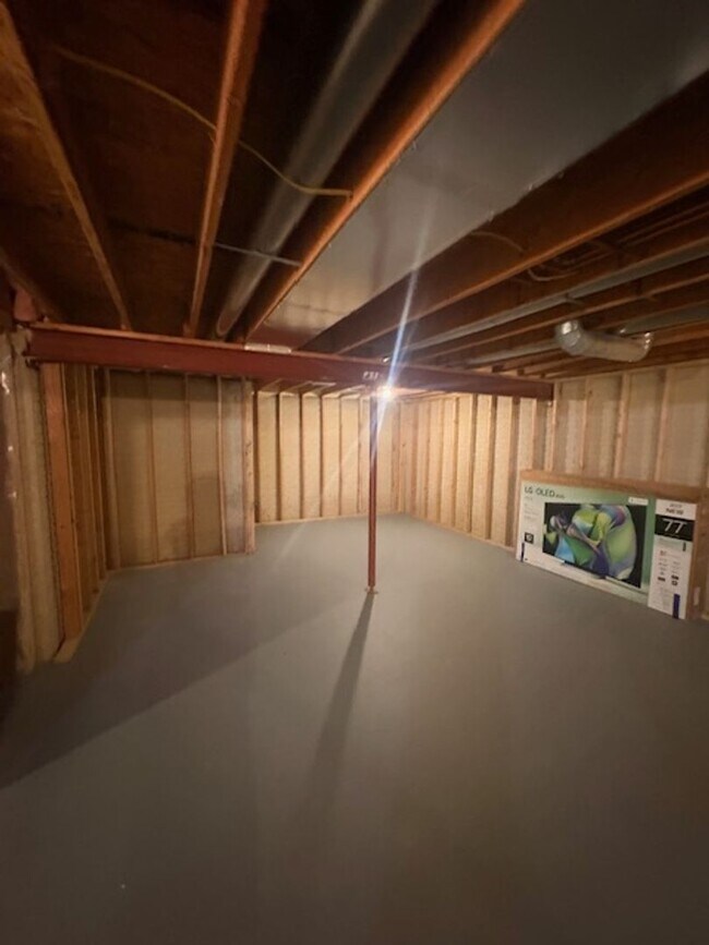 Building Photo - Duplex for Rent in Washington IL - 2 bedrooms/2baths