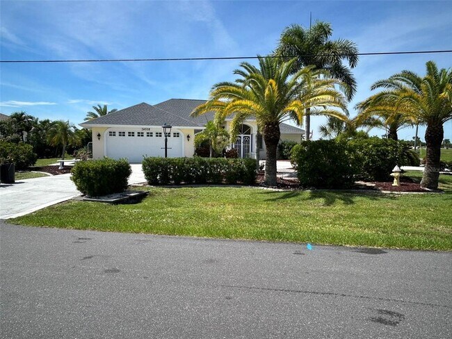 Building Photo - 24508 Saragossa Ln