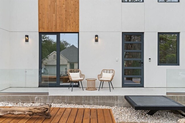 Building Photo - 2915 Chisholm Trail