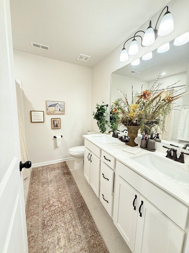 Building Photo - 7038 Levelcross Ln