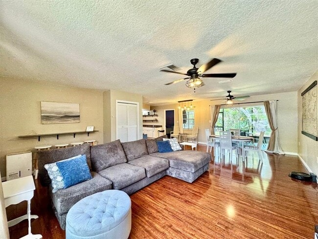 Building Photo - 8134 Winthrop Dr