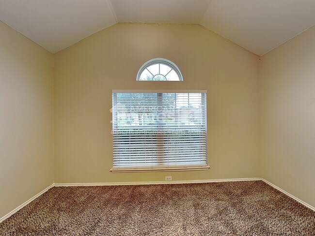 Building Photo - 6038 Mountain Meadow