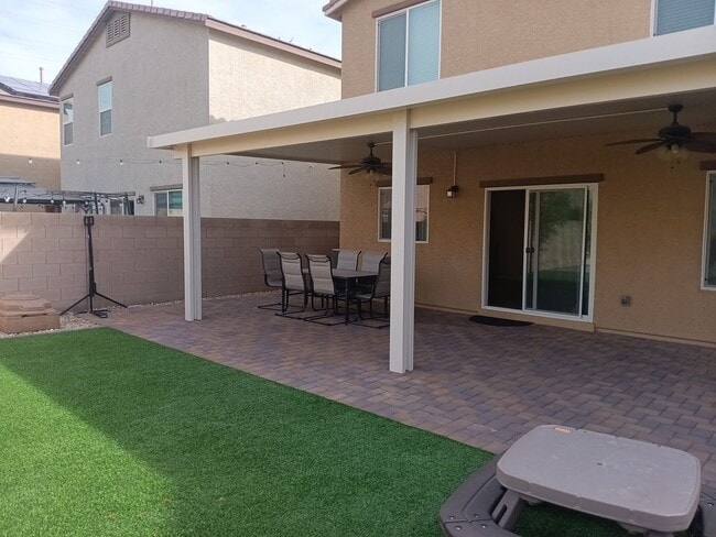Building Photo - NEWER BUILD 4BD/2.5BA HOME NEAR ALIANTE!