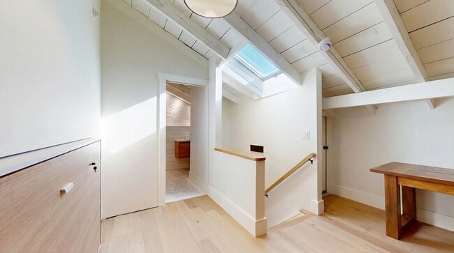 Building Photo - 1 Liberty St