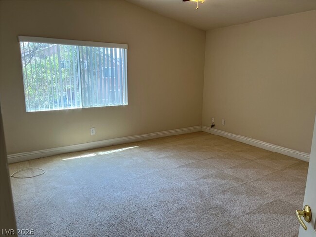 Building Photo - 3213 Regal Swan Pl