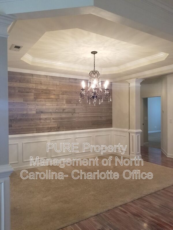 Building Photo - 1289 Winged Foot Dr