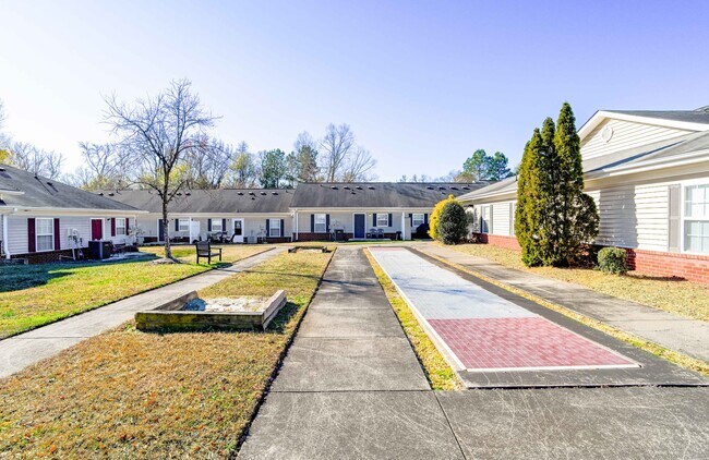 Building Photo - Honeycreek Senior Apartments