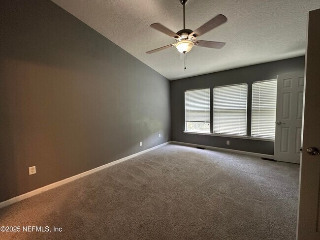 Building Photo - 8145 Summerside Cir