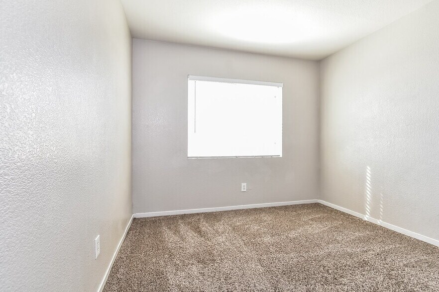 Building Photo - 4841 Villa Elisa Cir