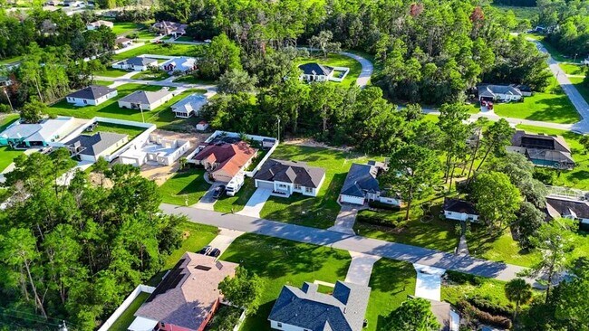 Building Photo - 4540 SW 170th Street Rd