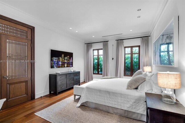 Building Photo - 9 Harbor Point