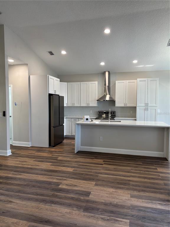 Building Photo - 2679 Runyon Cir