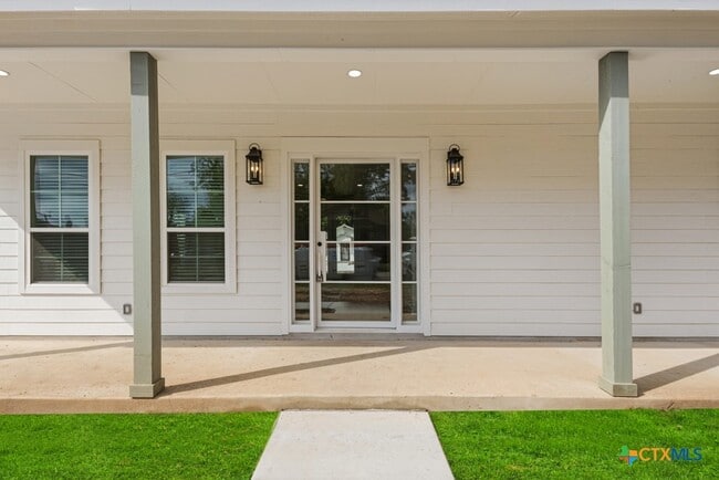 Building Photo - 158 S Academy Ave