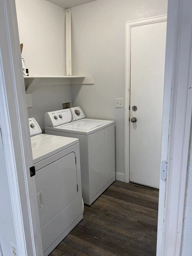 Building Photo - 19312 E 58th Pl