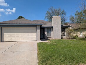 Building Photo - 11019 Clear Fork Dr