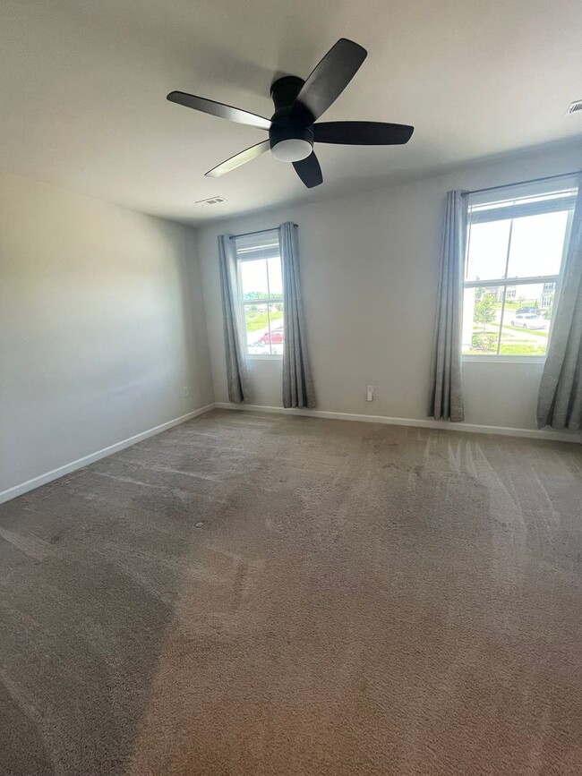 Building Photo - 1245 Havenbrook Dr