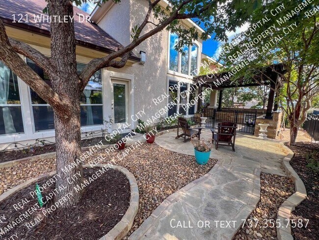 Building Photo - 121 Whitley Dr