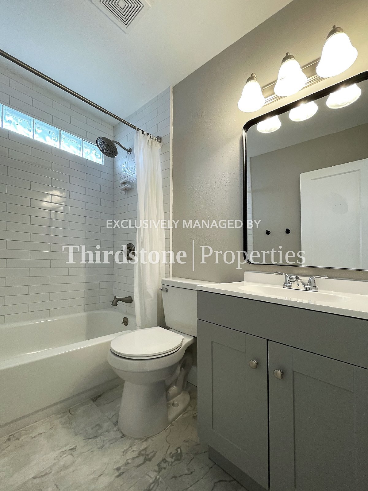 Building Photo - 4528 Polaris St