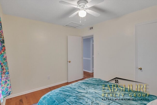 Building Photo - 2632 Meyerswood Dr