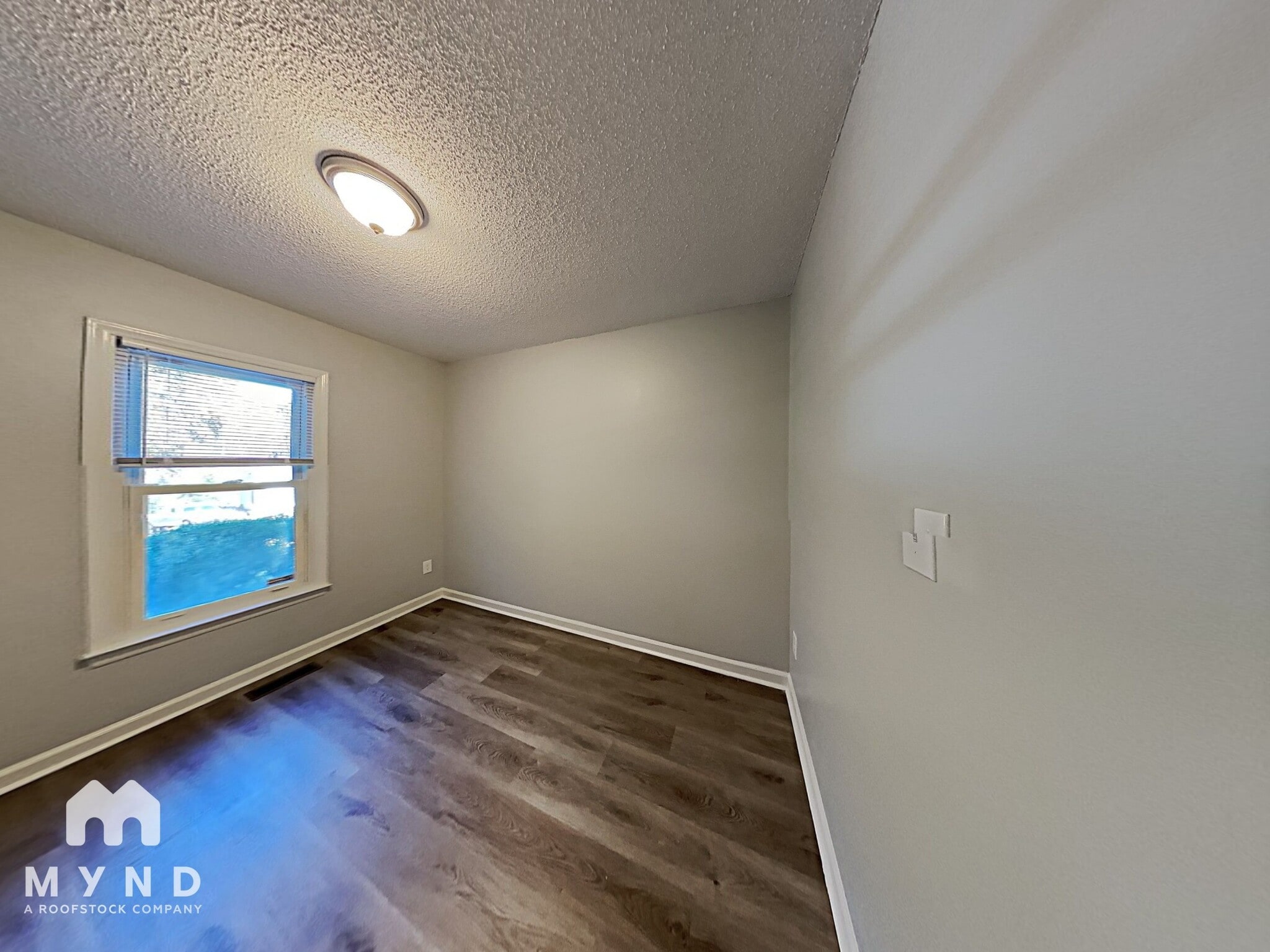 Building Photo - 1316 Amber Acres Ln