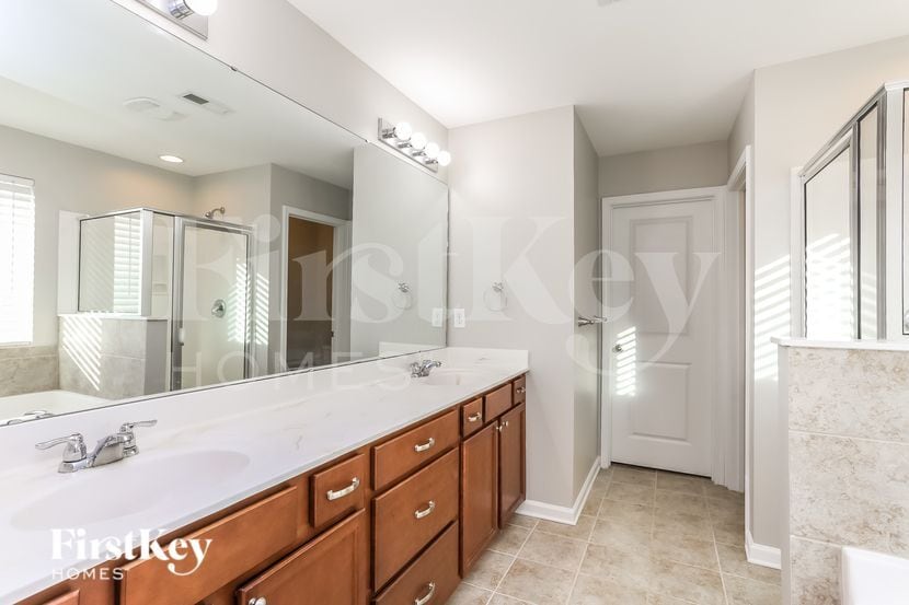 Building Photo - 2160 Scarlet Sage Dr